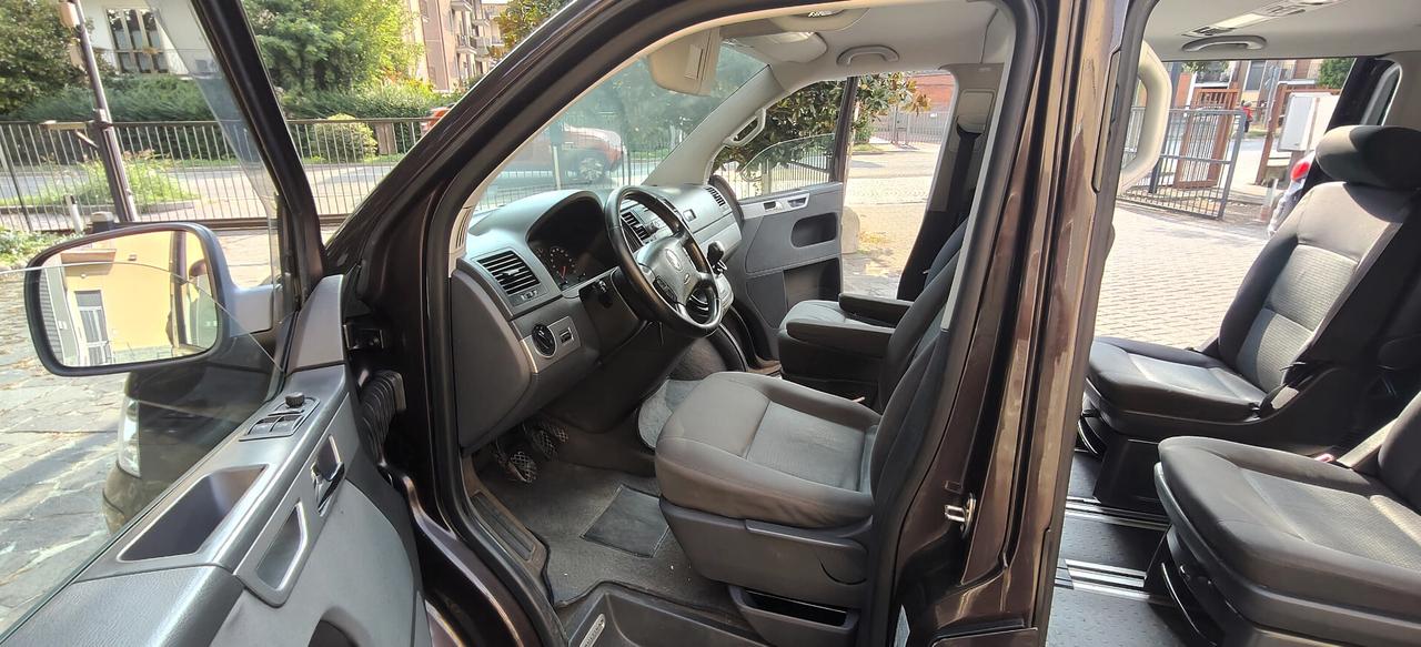 Volkswagen Multivan T5 2.5 TDI 4motion Gancio