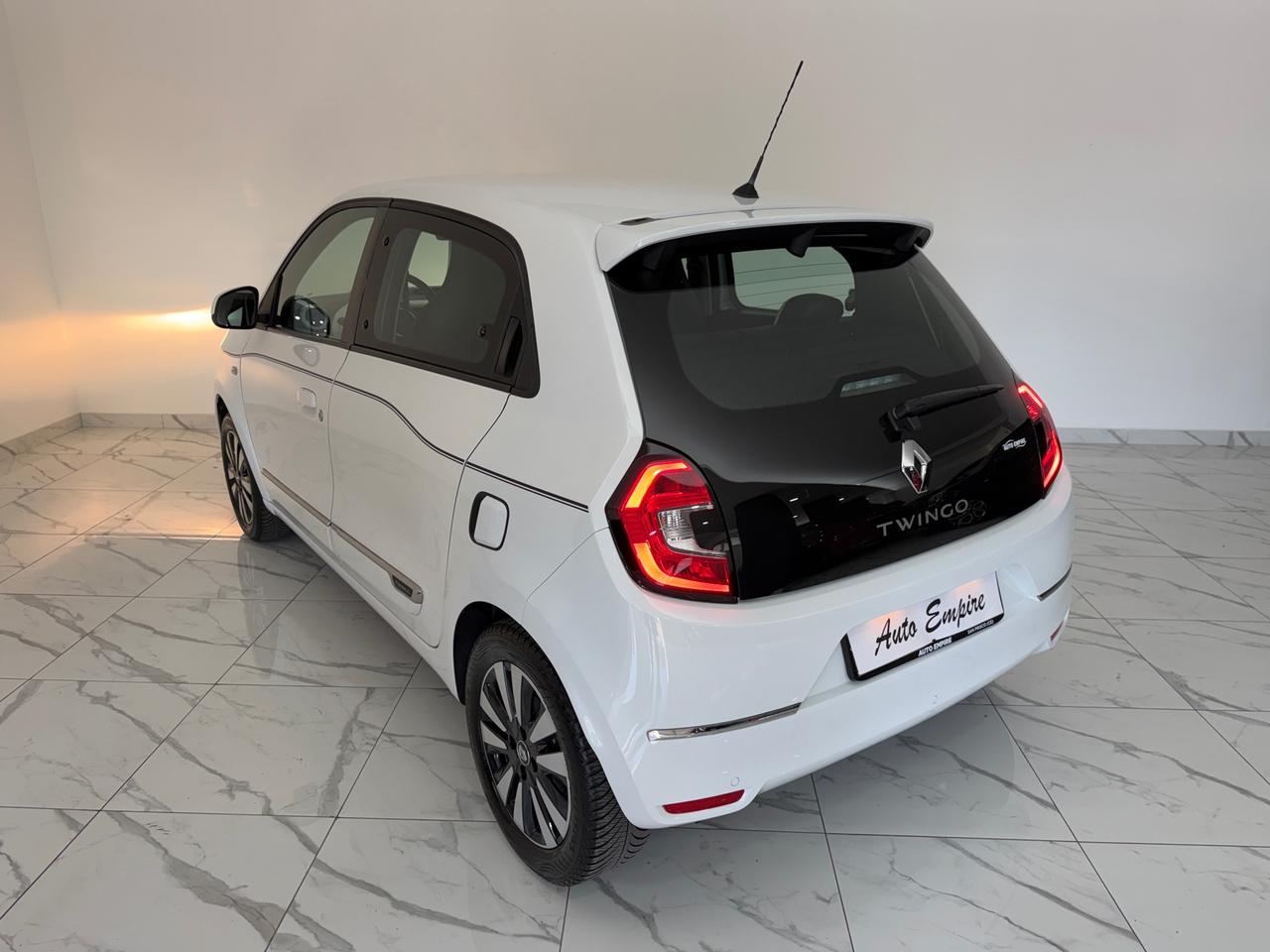 RENAULT TWINGO 92 CV AUTOMATICA FULL OPTIONAL 34.000 KM