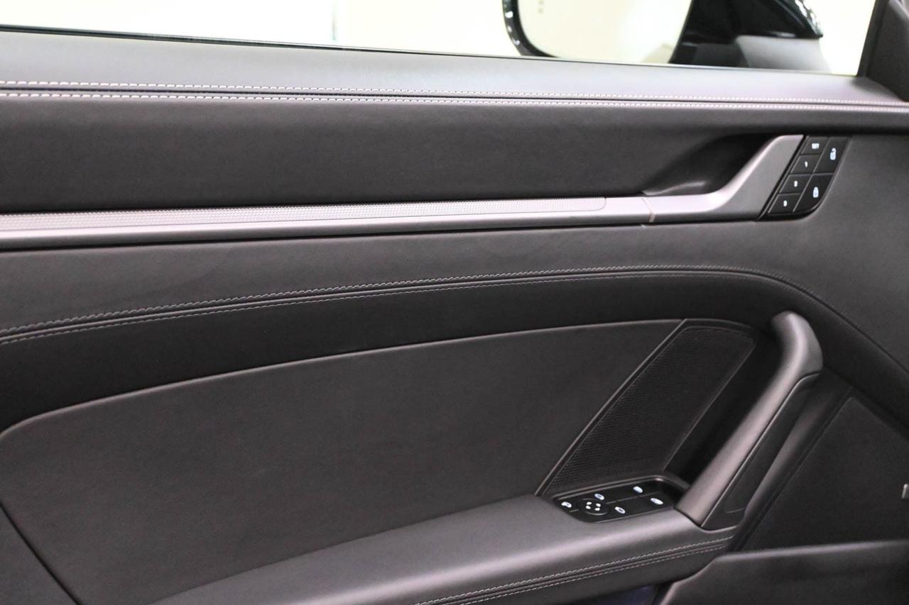 PORSCHE 911 (992) 911 Targa 4