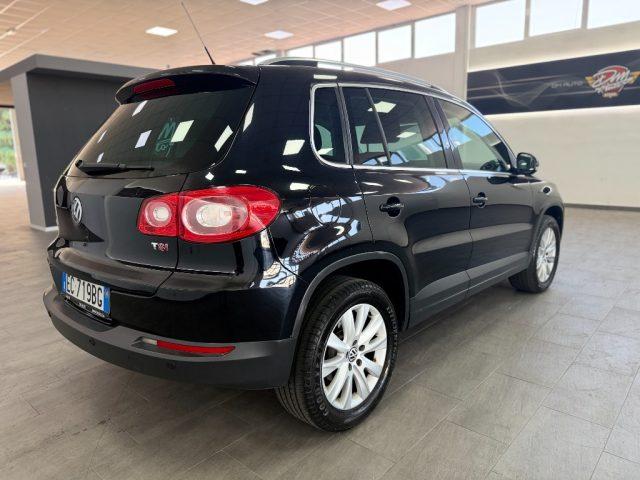 VOLKSWAGEN Tiguan 1.4 TSI 4MOTION Sport & Style