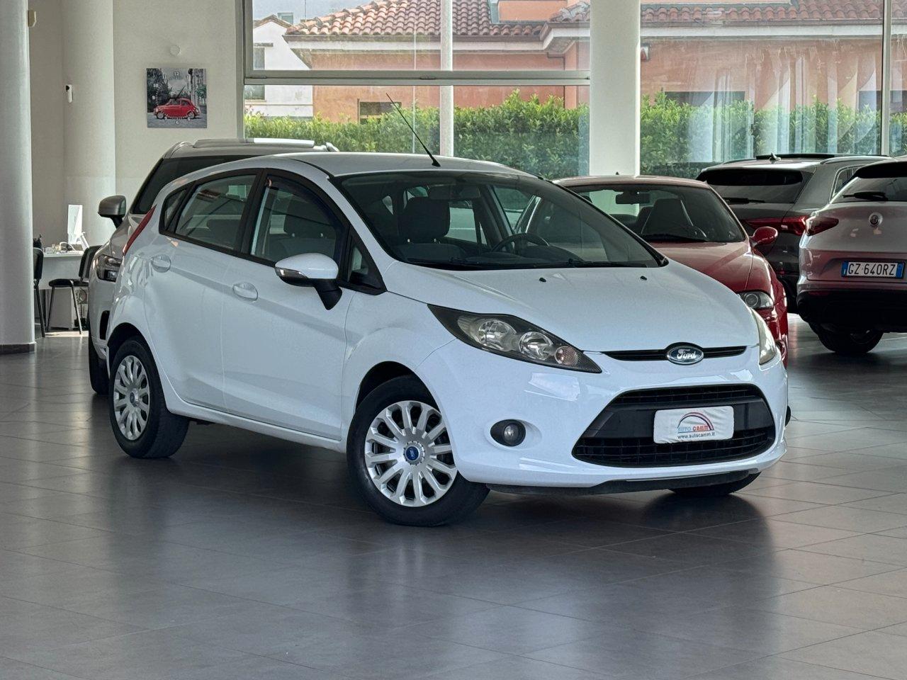 Ford Fiesta 5p 1.4 16v Gpl Trend