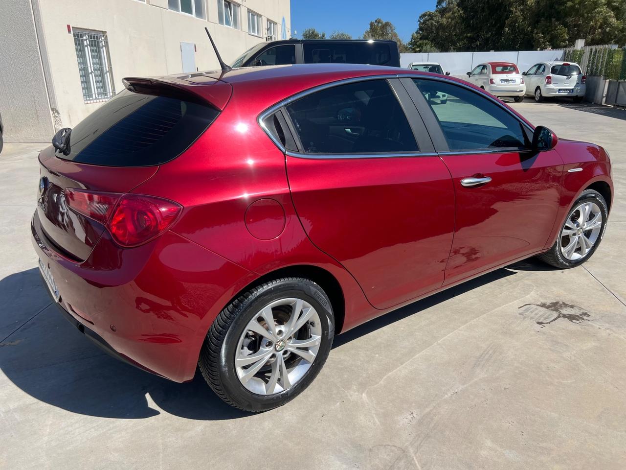 Alfa Romeo Giulietta 1.6 JTDm-2 105 CV