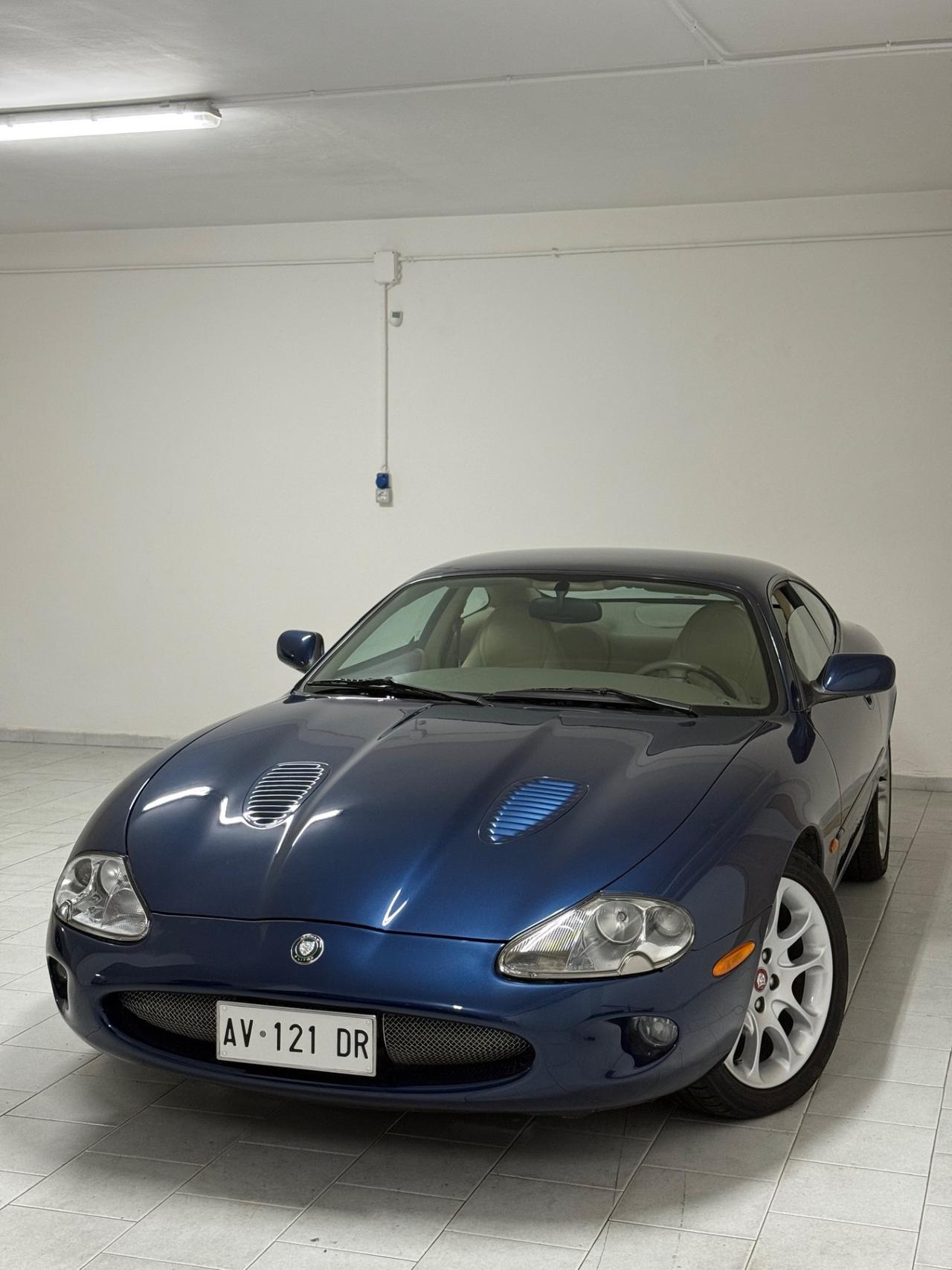 Jaguar XK XK8