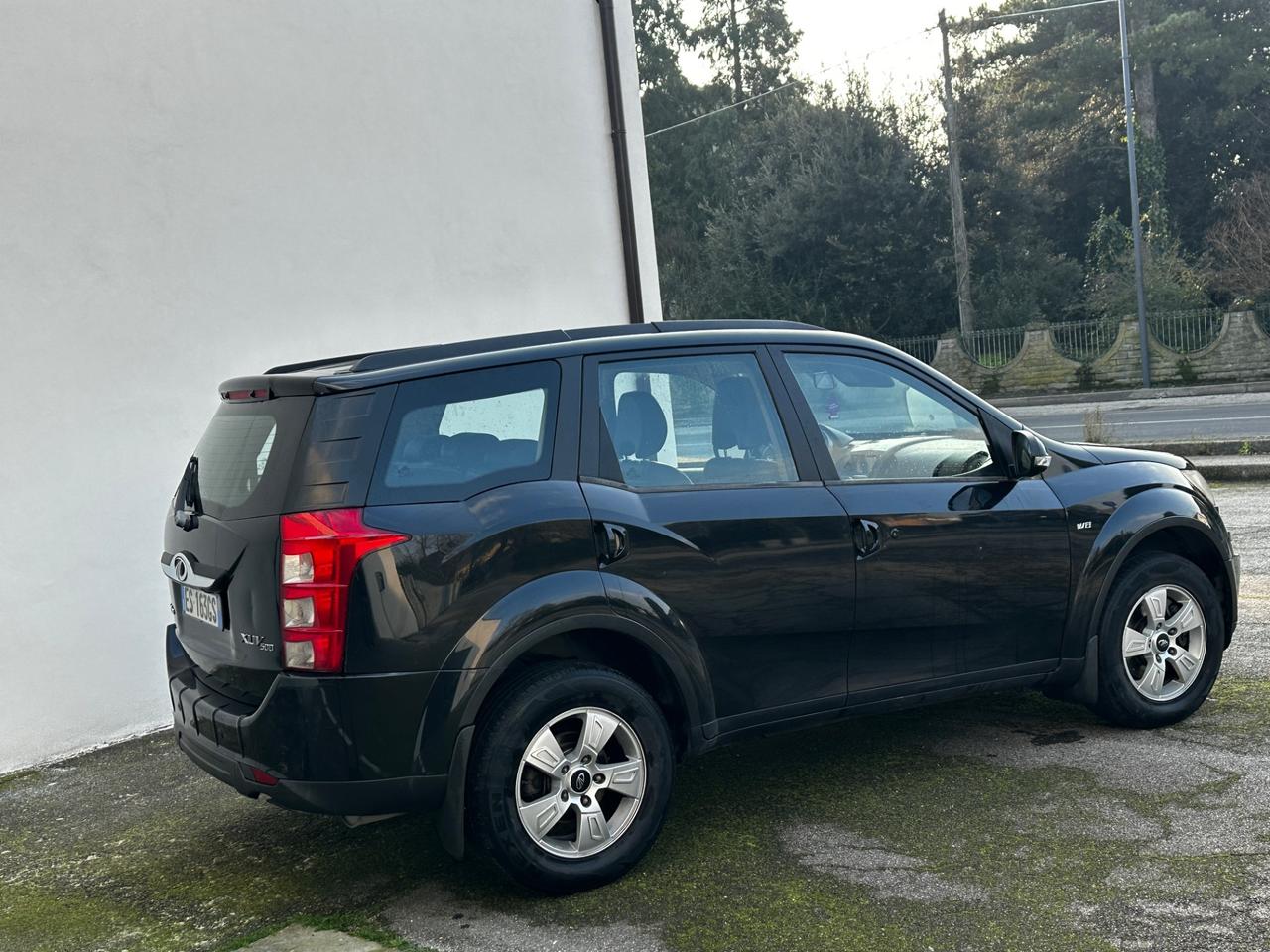 Mahindra XUV500 2.2 16V AWD W8