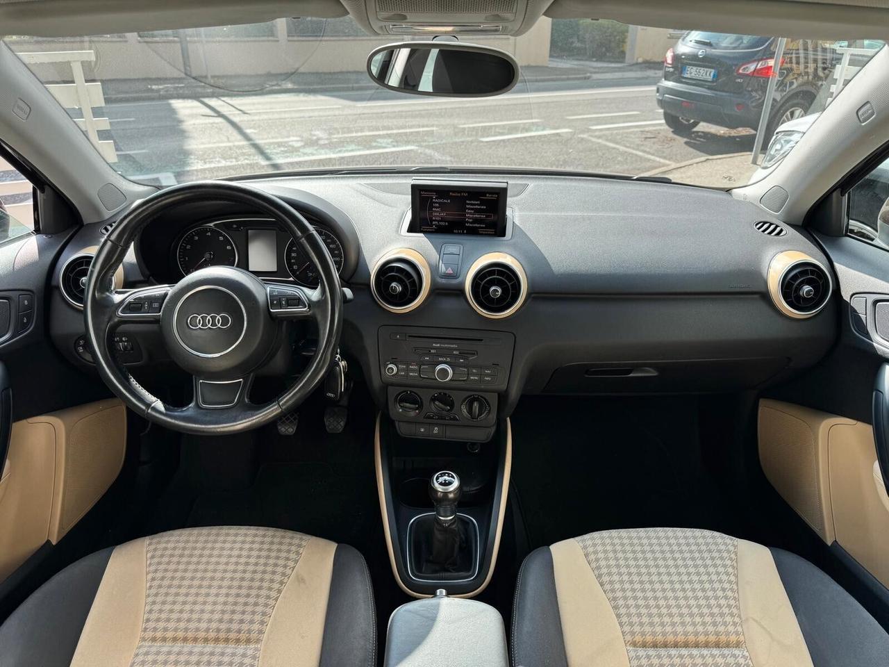 AUDI A1 1.2 TFSI ATTRACTION NEOPATENTATI