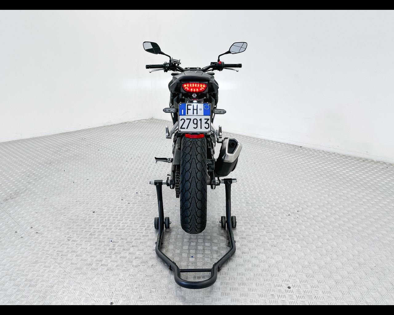 HONDA MOTO - CB 300 R