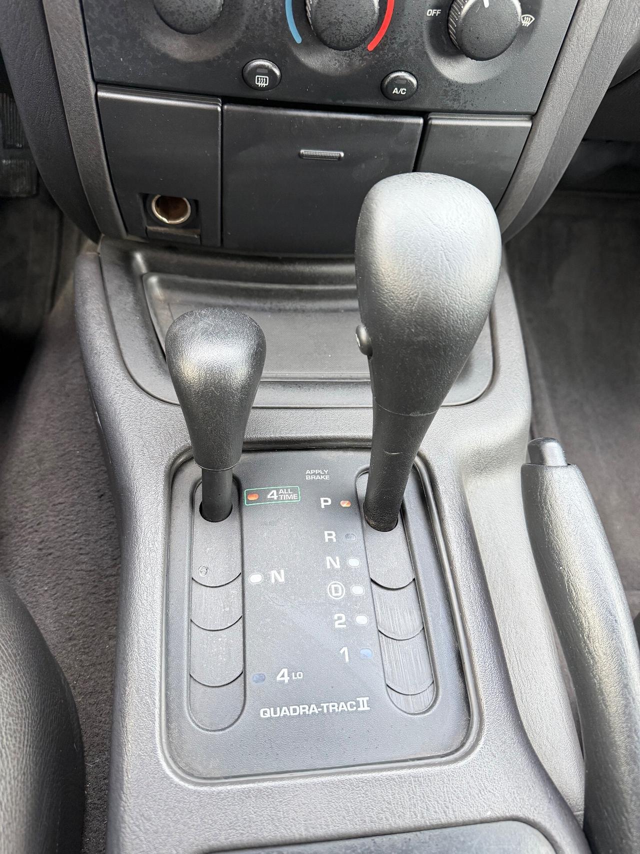 Jeep Grand Cherokee 3.0 CRD Laredo 106.000KM !