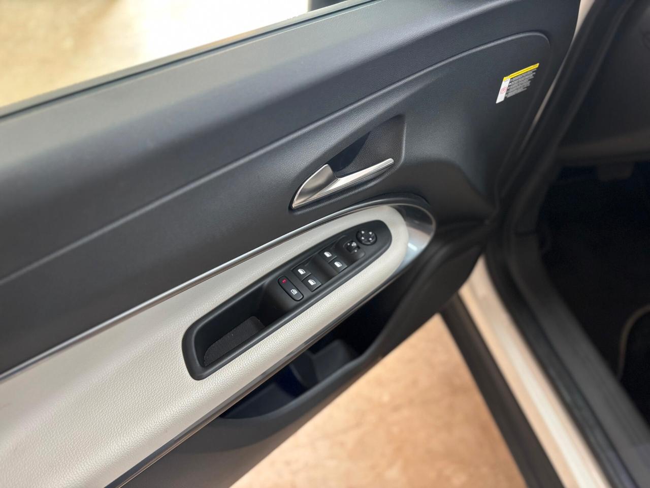 Fiat 600 Hybrid 110 CV DCT MHEV La Prima Plus