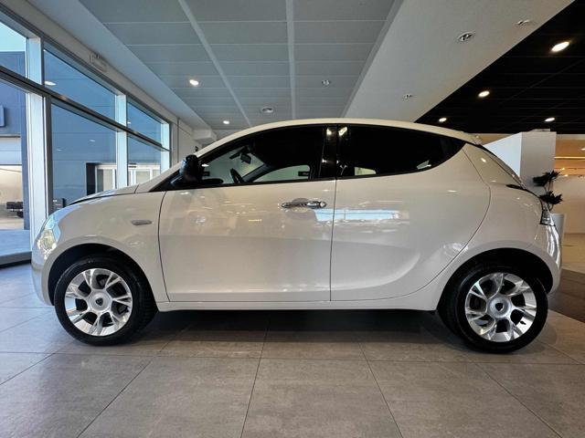 LANCIA Ypsilon 1.2 69 CV 5 porte Platinum