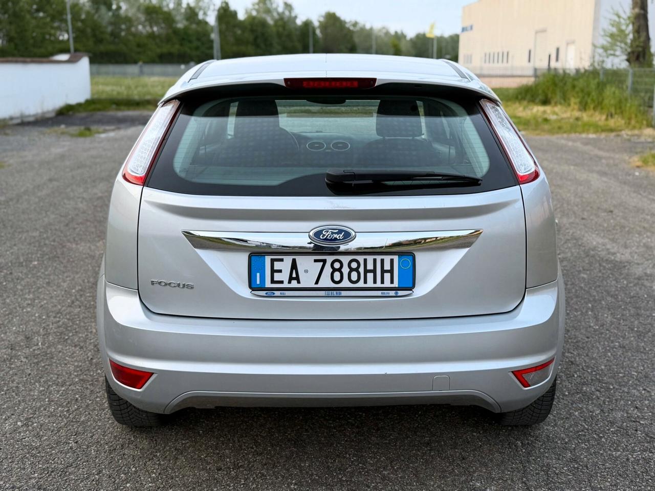 FORD FOCUS 2.0 TITANIUM BENZINA GPL 2030