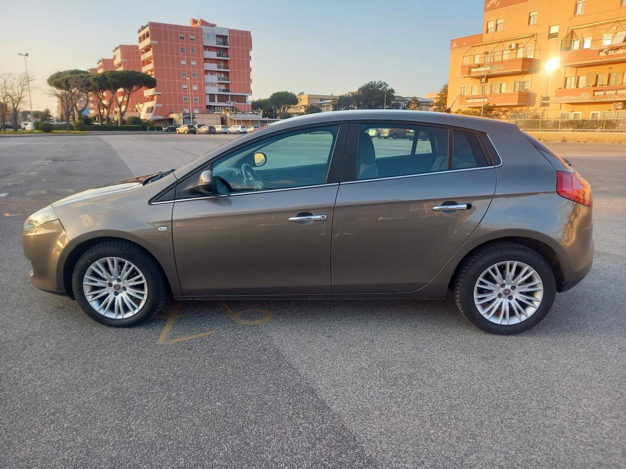 FIAT BRAVO 1.6 DIESEL EURO5 NEOPATENTATI