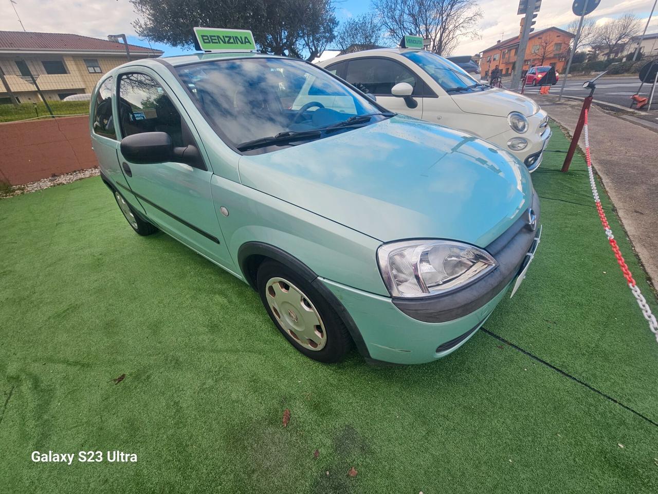 Opel Corsa 1.2i 16V cat 3 porte