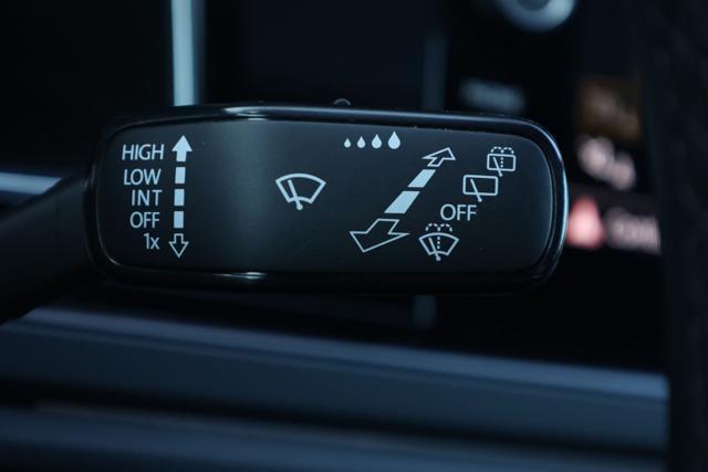 VOLKSWAGEN Taigo 1.0 TSI 115 CV R-Line