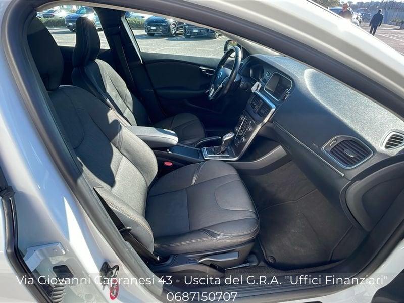 Volvo V40 Cross Country D3 Geartronic Momentum