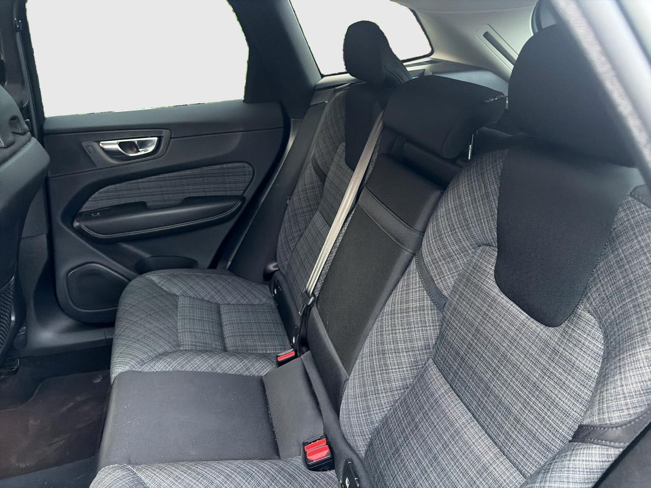 Volvo XC 60 XC60 B4 (d) AWD automatico Core