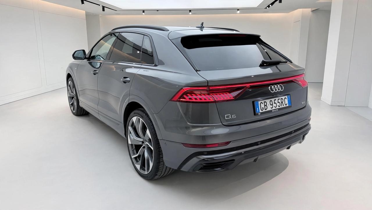 Audi Q8 50 TDI 286 CV quattro tiptronic Sport