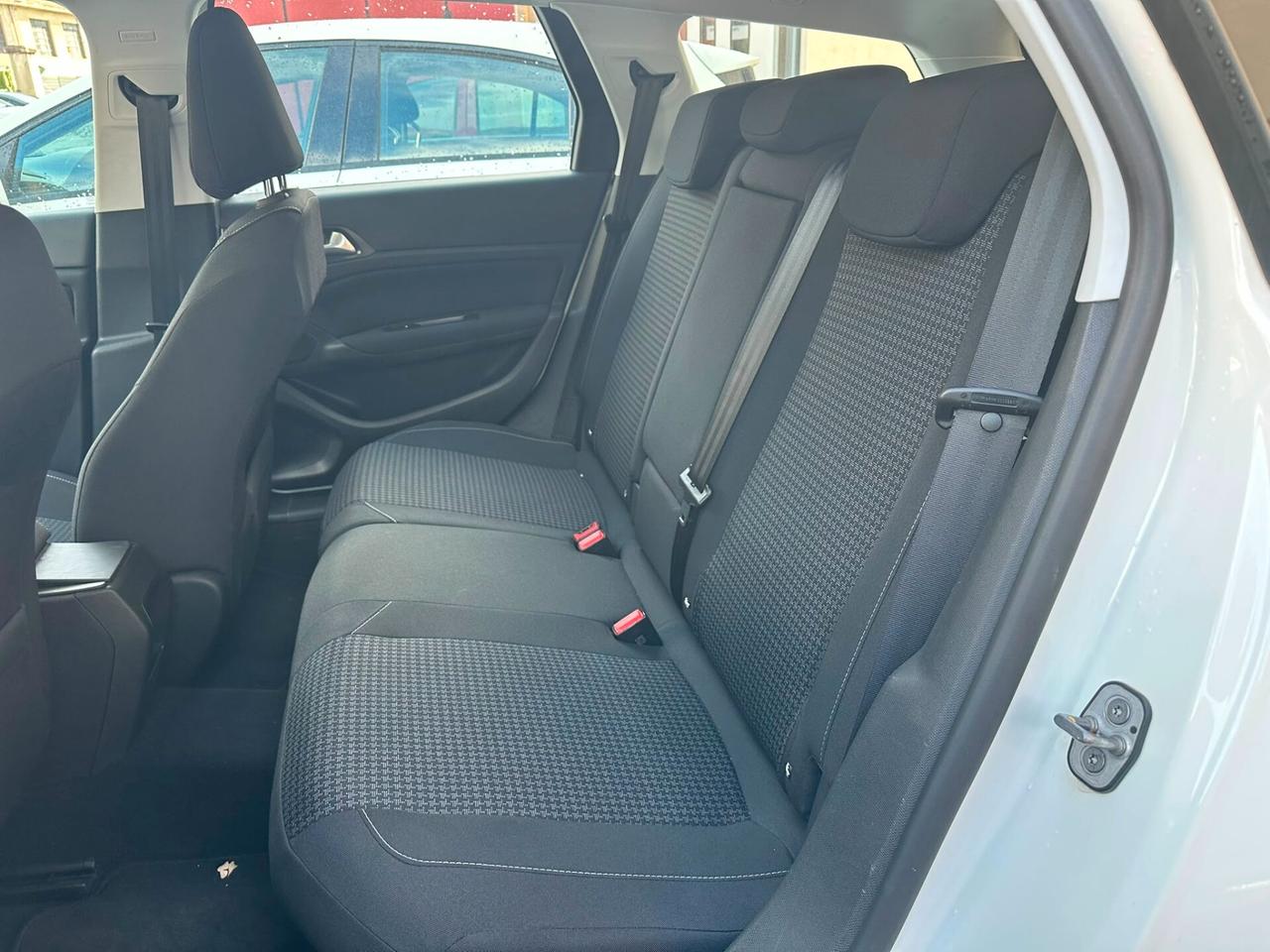 Peugeot 308 BlueHDi 100 S&S SW Business