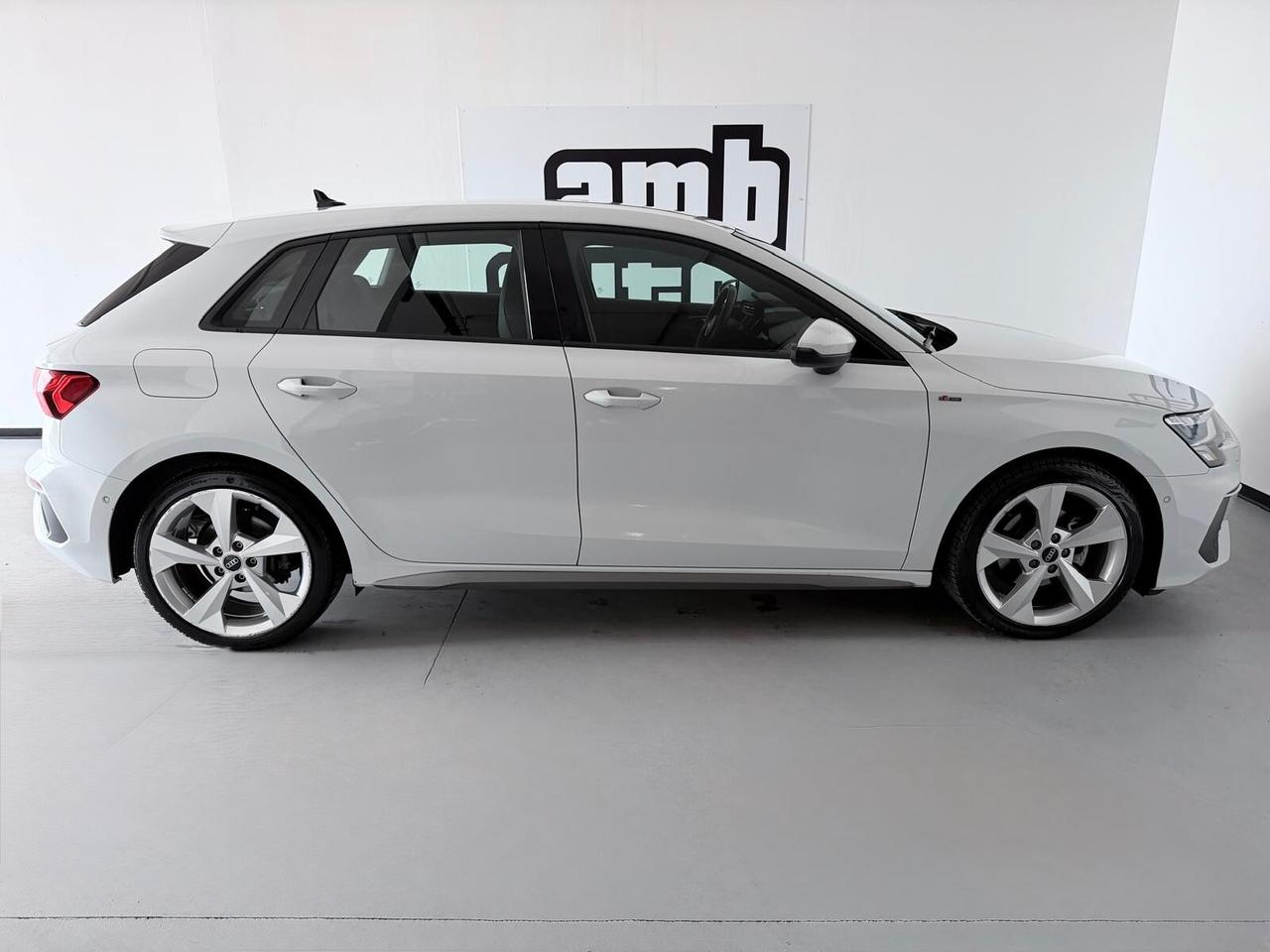 Audi A3 35 TFSI S tronic S line edition