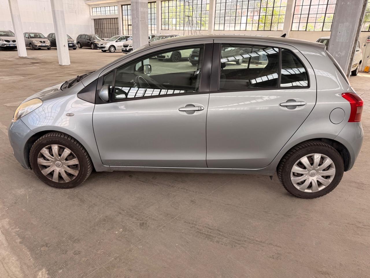Toyota Yaris 1.3 5 porte Navi