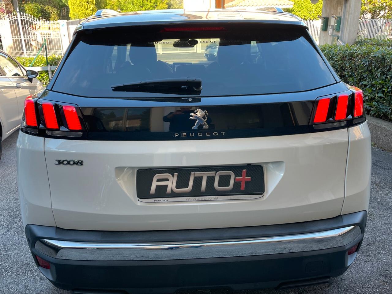Peugeot 3008 BlueHDi 120 S&S Allure