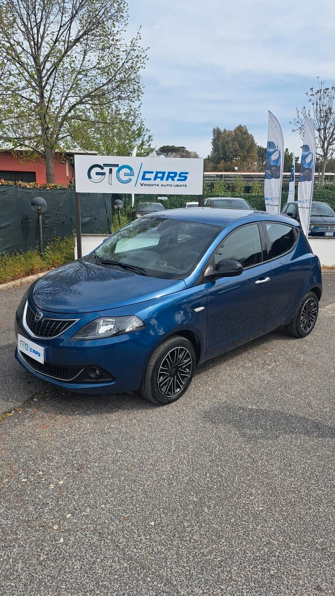 Lancia Ypsilon 1.0 FireFly 5 porte S&S Hybrid Ecochic Gold