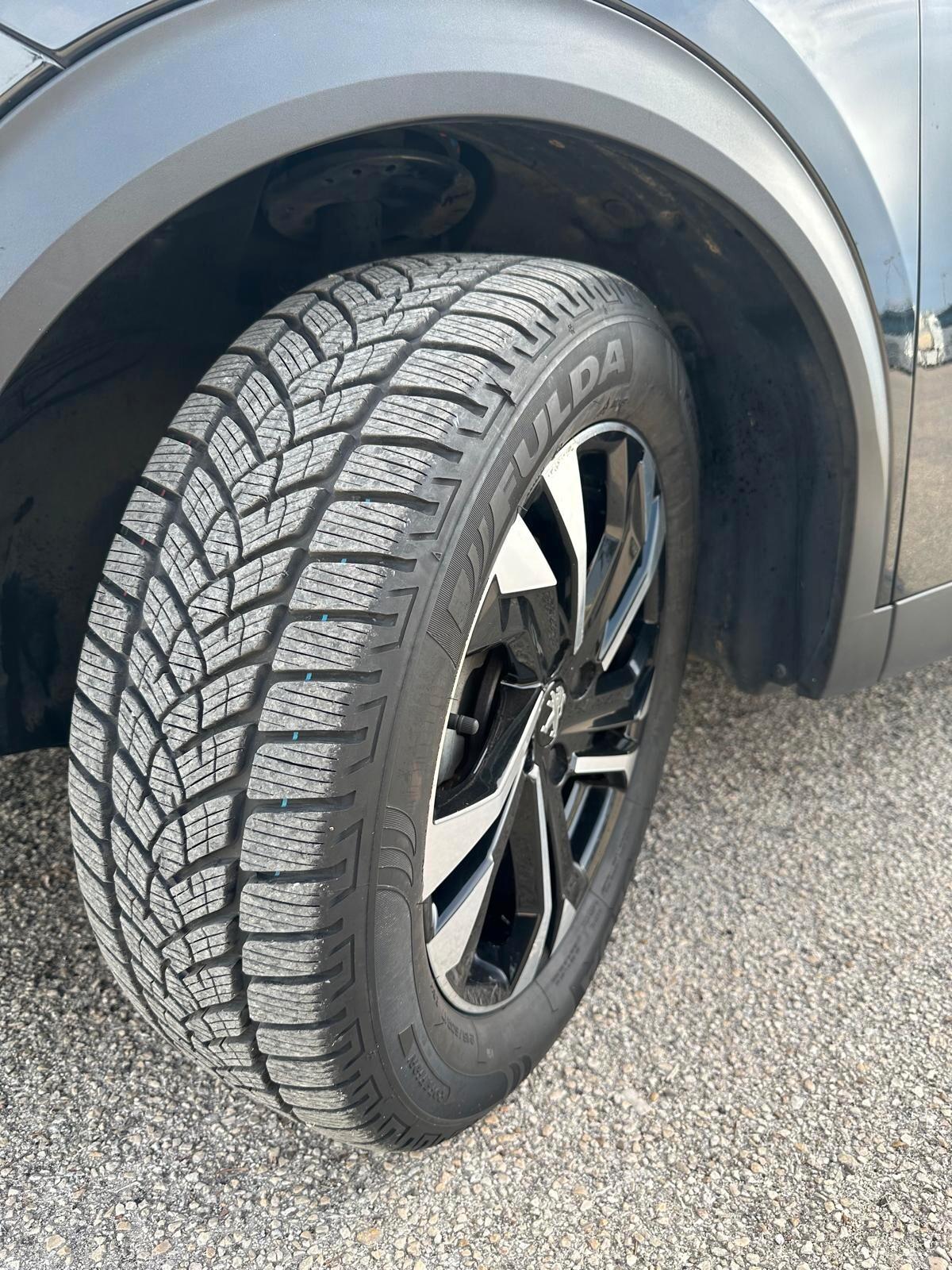 Peugeot 2008 BlueHDi 110 S&S Allure Pack