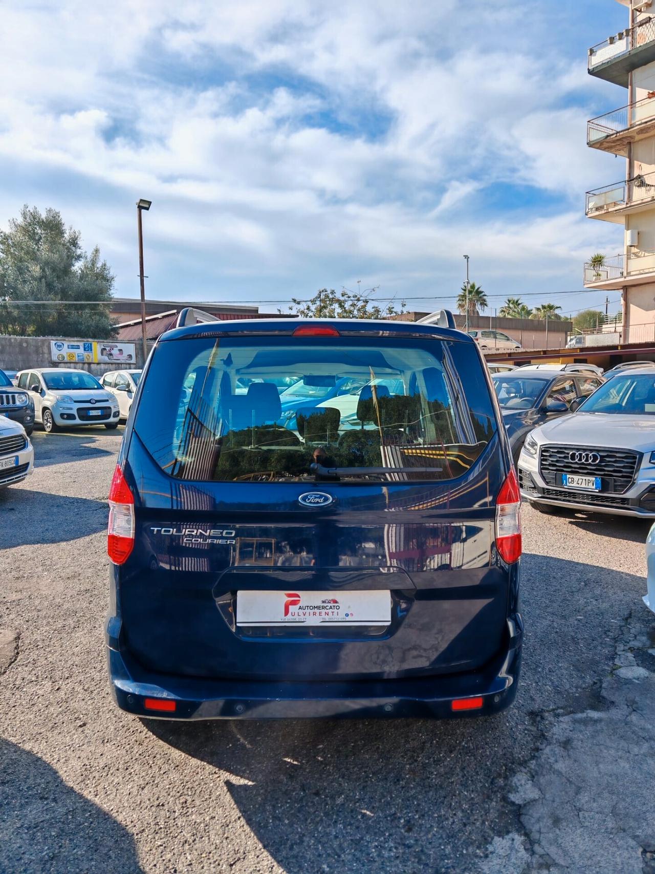 Ford Tourneo Courier 1.5 TDCI 75 CV Plus