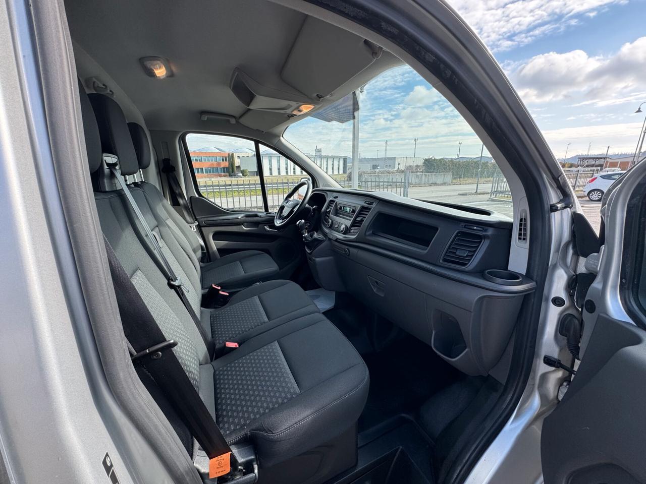 Ford Transit Custom Van 2.0 MHVE 130CV L1 H1 Trend