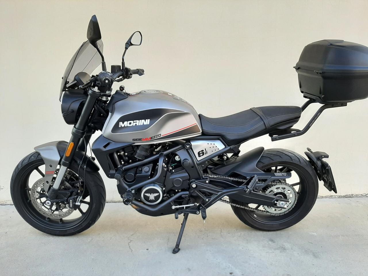 Moto Morini 6½ STR ABS