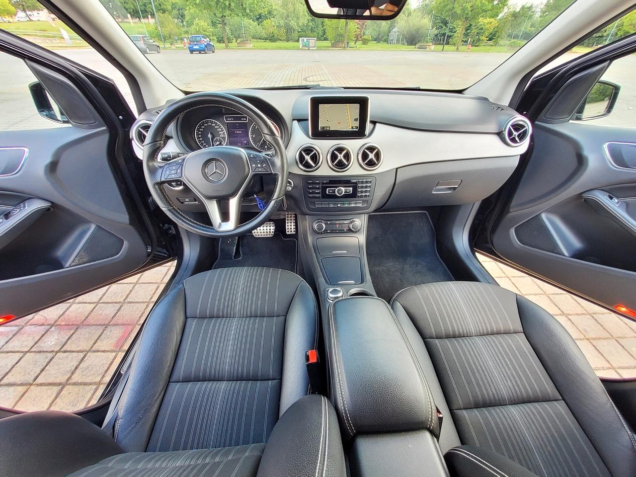 Mercedes-benz B 200 CDI Premium