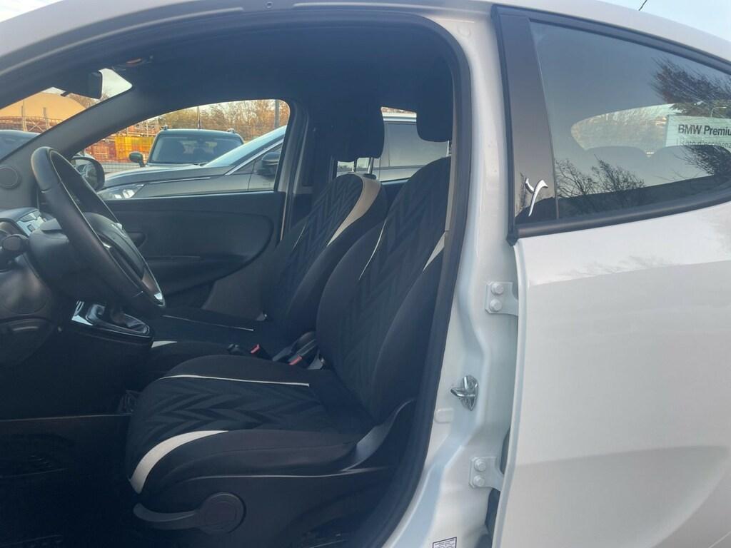 Lancia Ypsilon 5 Porte 1.2 Gold