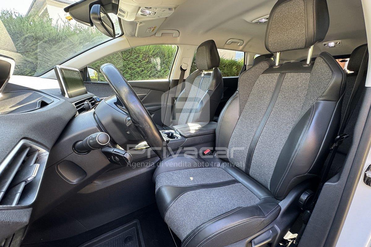 PEUGEOT 5008 BlueHDi 120 S&S Business