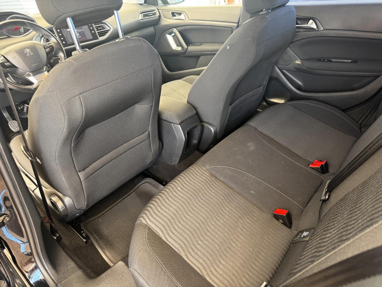 Peugeot 308 1.6 e-HDi 120 Allure - 12/2016