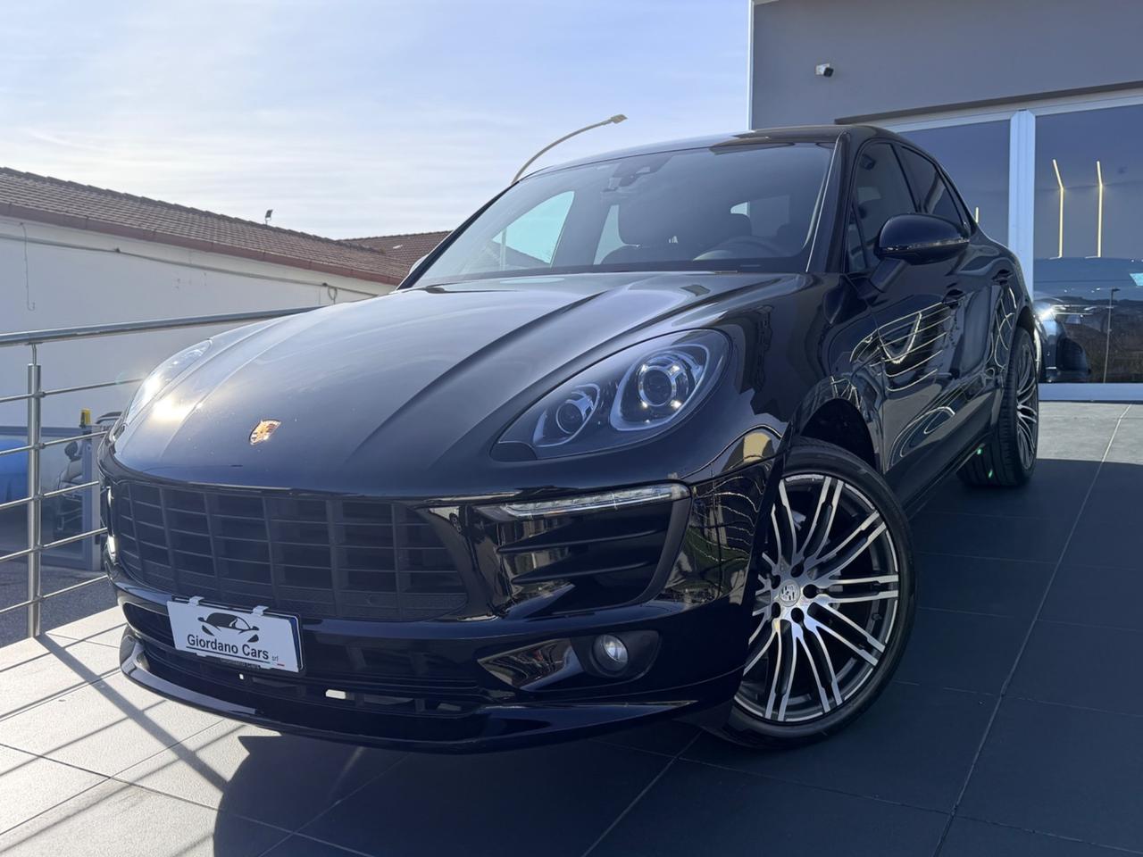 Porsche Macan 3.0 S Diesel black edition in garanzia