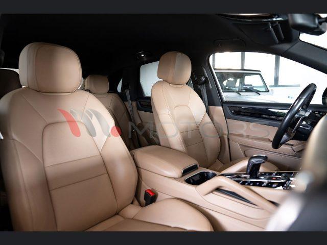 PORSCHE Cayenne 3.0 V6