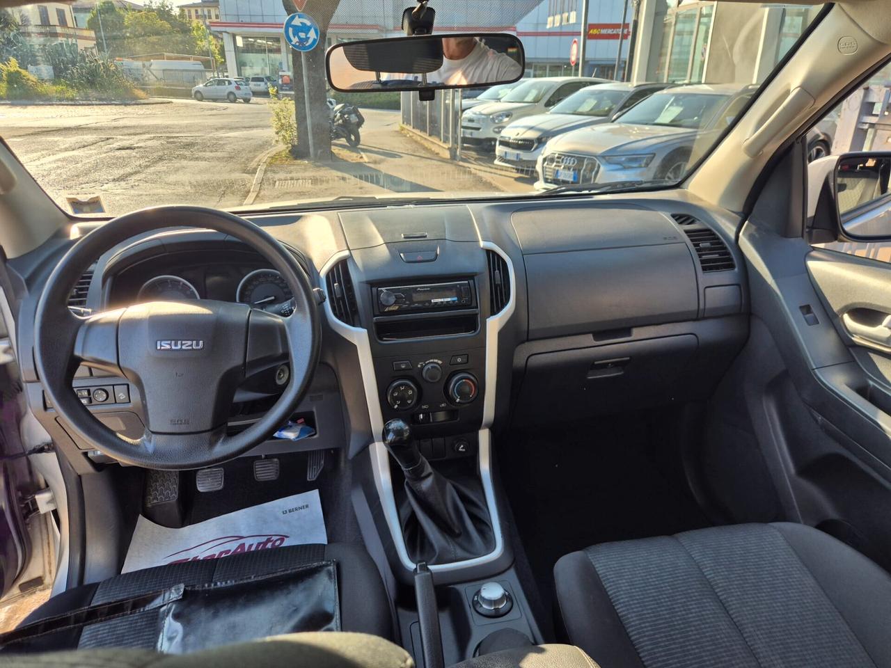 Isuzu D-Max 1.9 Doppia cabina Planet 4WD A/C