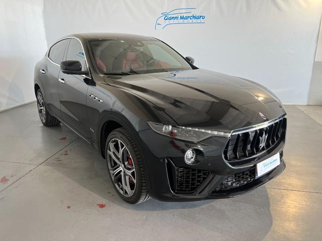 MASERATI Levante V6 Diesel 275 CV AWD Gransport