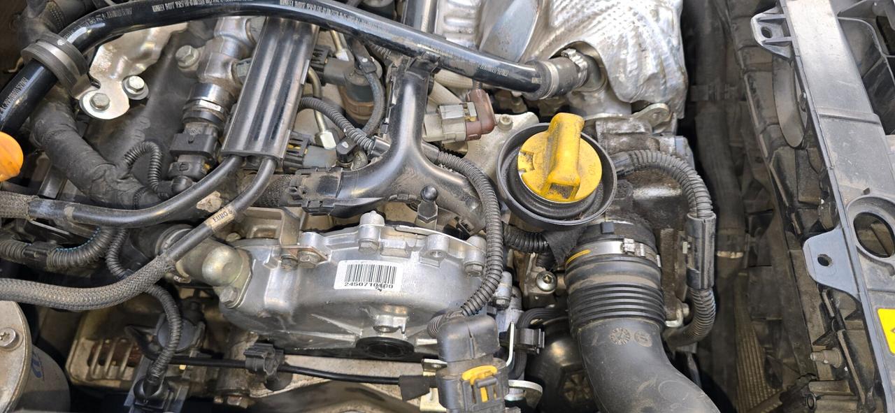 Fiat Punto 1.3 MJT euro 6.b catena distribuzione nuova e frezione nuova