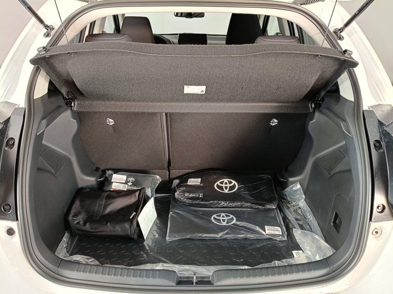 TOYOTA Yaris 1.5 Hybrid 115 - Trend MY25