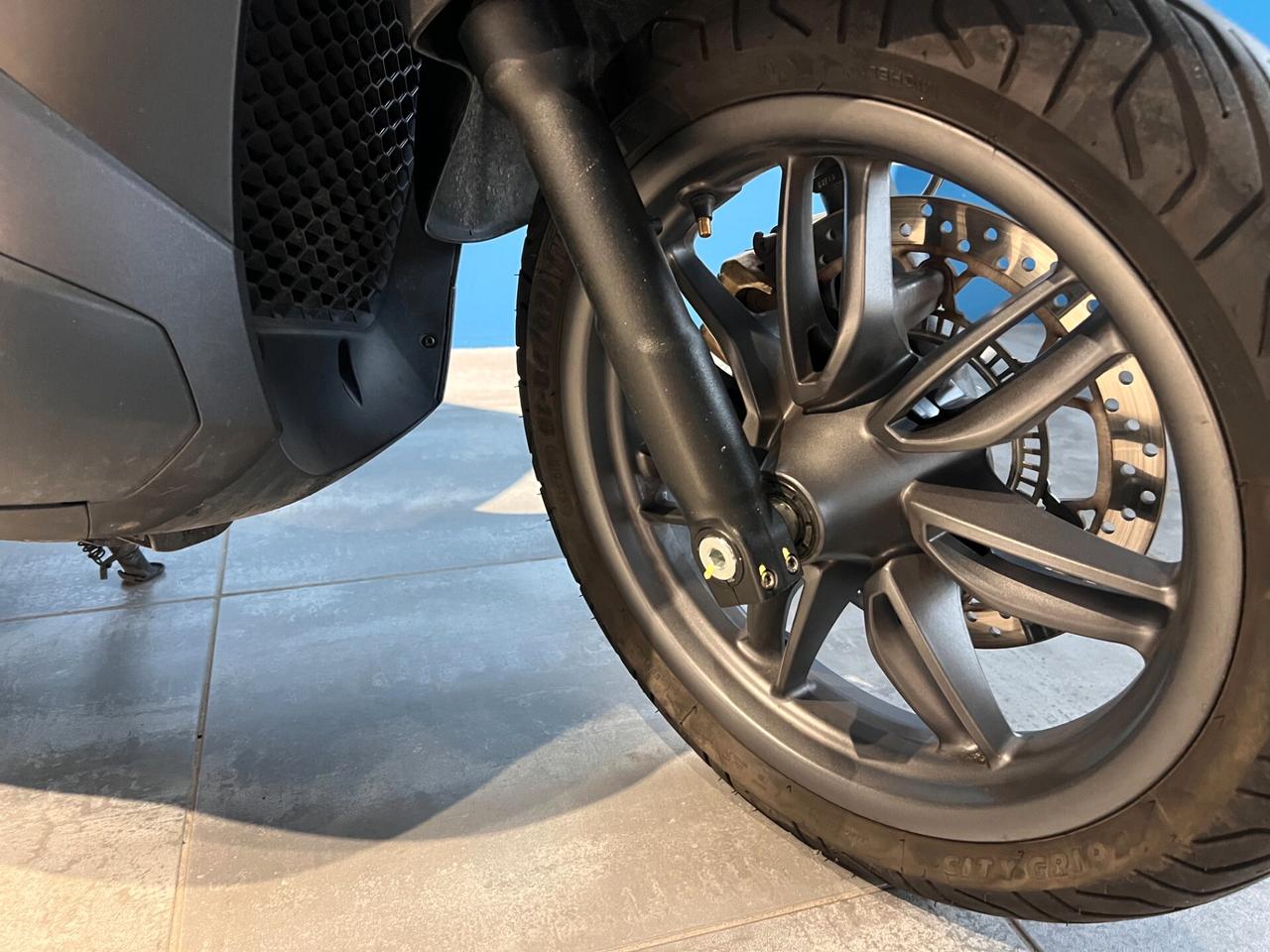 Piaggio Beverly 400 s