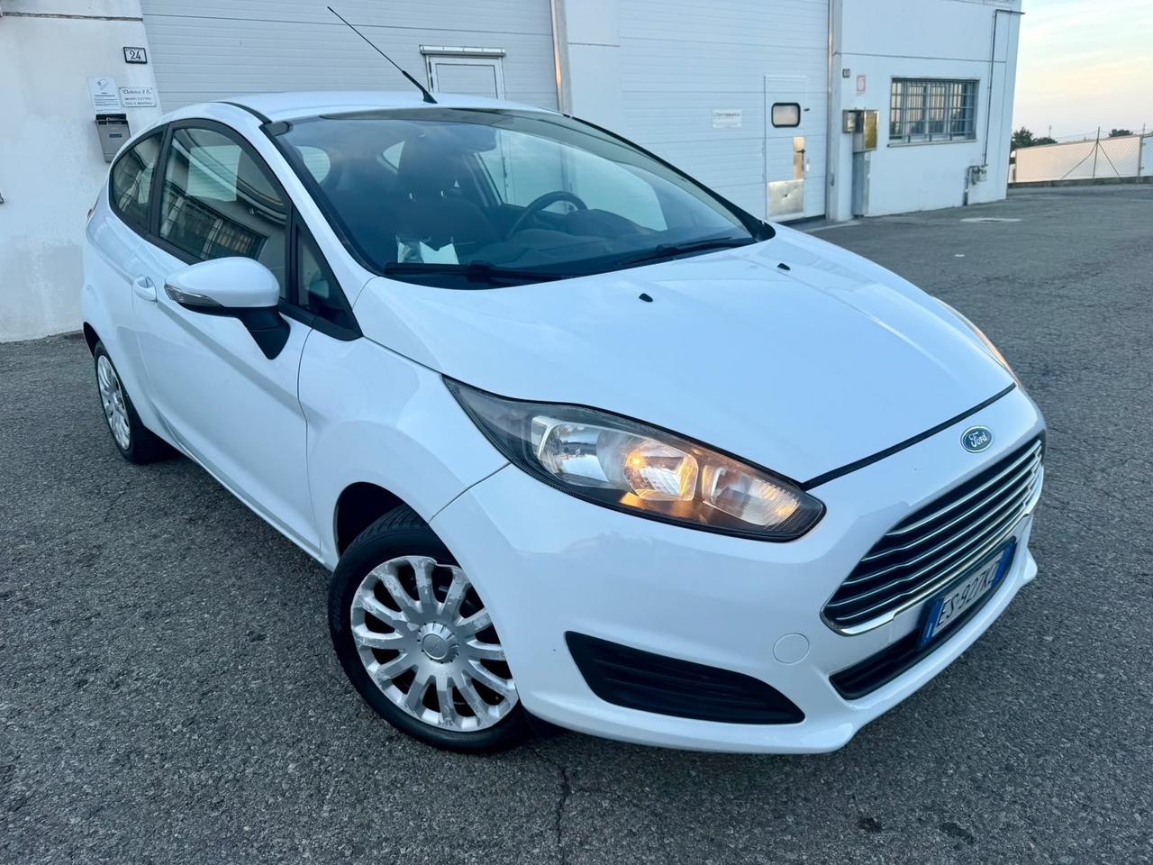 Ford Fiesta 3porte 1.0benz 2013 122.000km per neopatentati