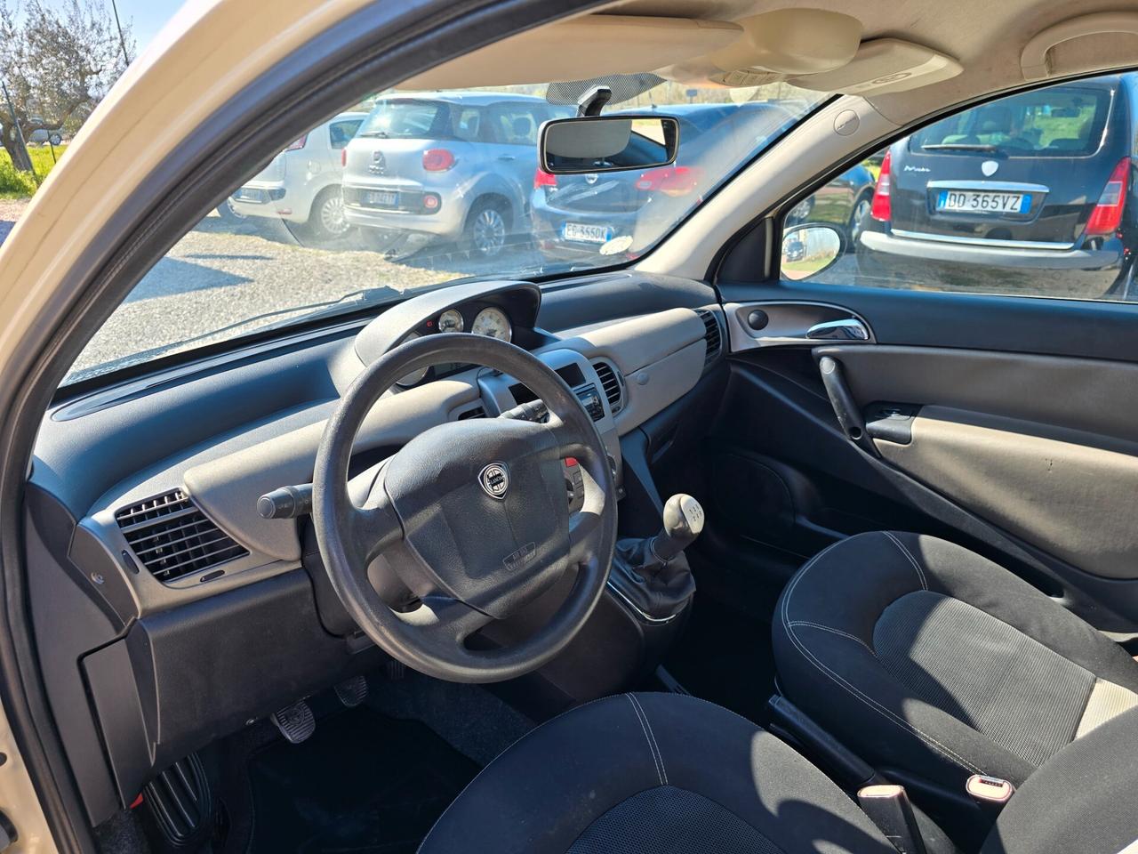 Lancia Ypsilon 1.3 Multijet 16V Argento