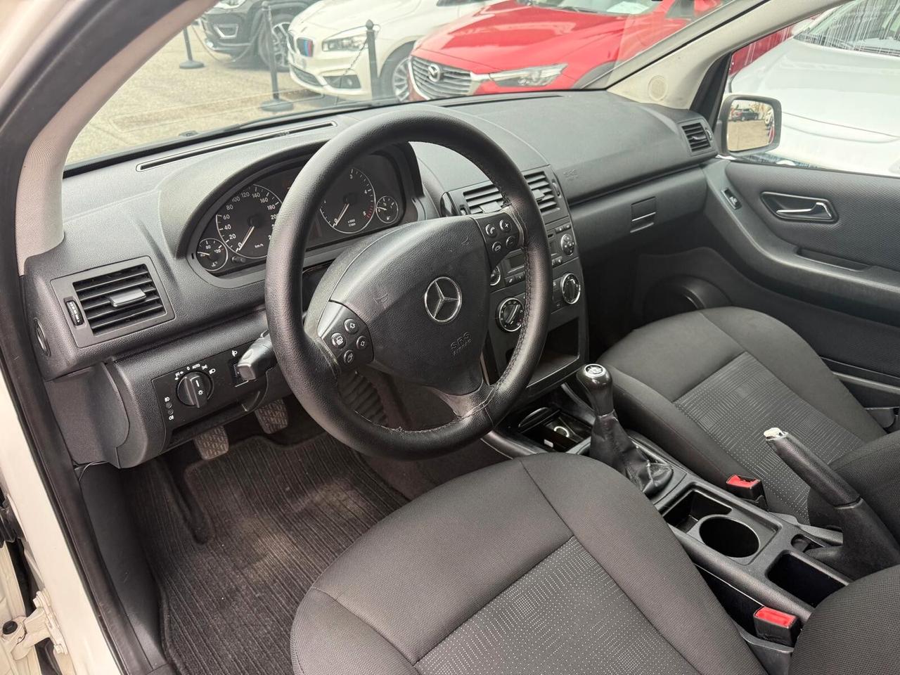 Mercedes-benz A 160 CDI BlueEFFICIENCY Executive