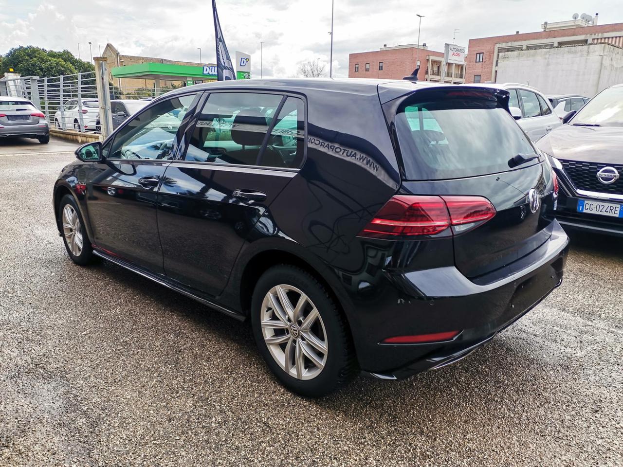 Volkswagen Golf 5 Porte Golf 5p 1.6 tdi Sport 115cv