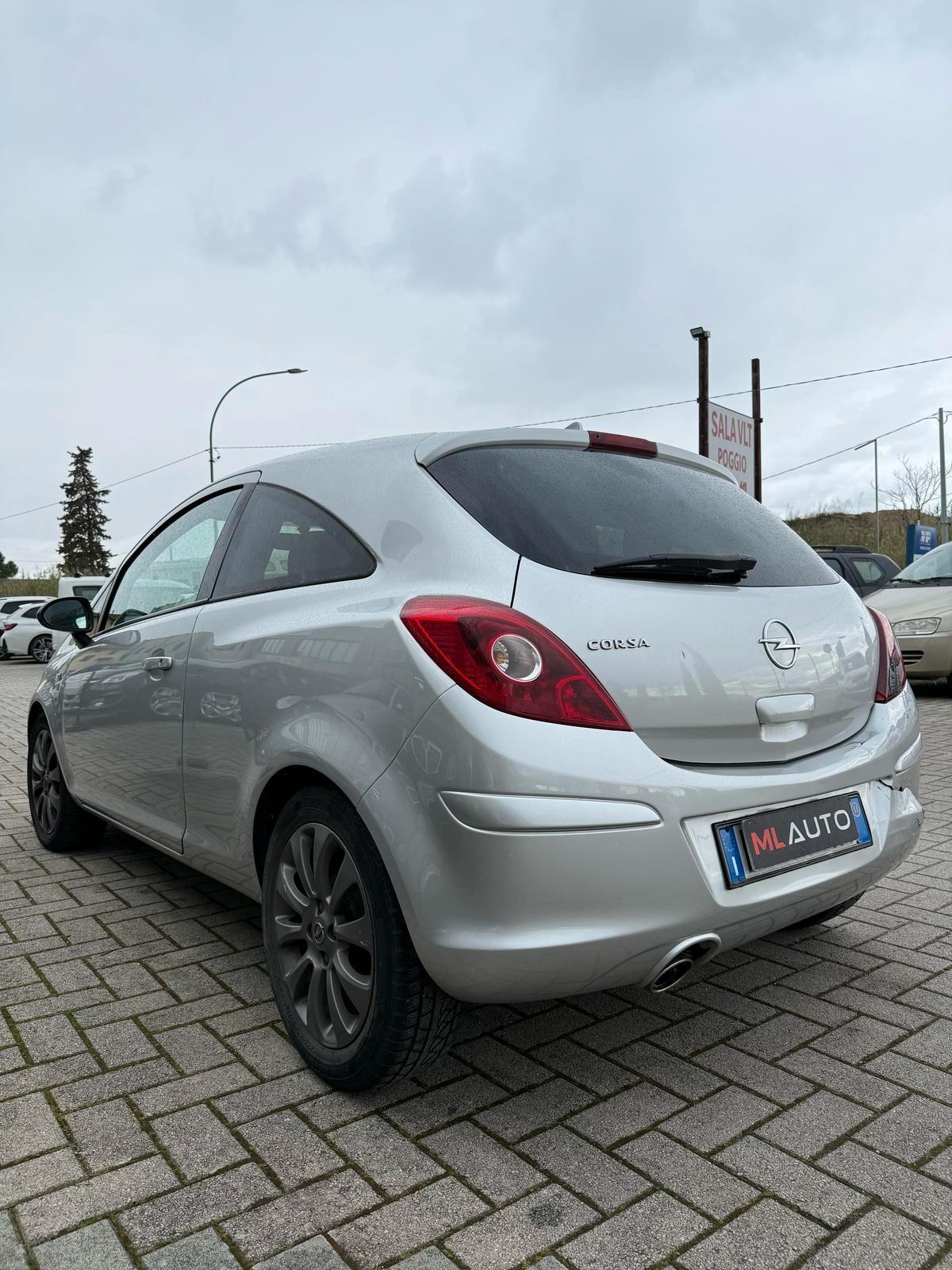 Opel Corsa 1.2 85CV 3 porte GPL-TECH Club - OK NEOPATENTATO