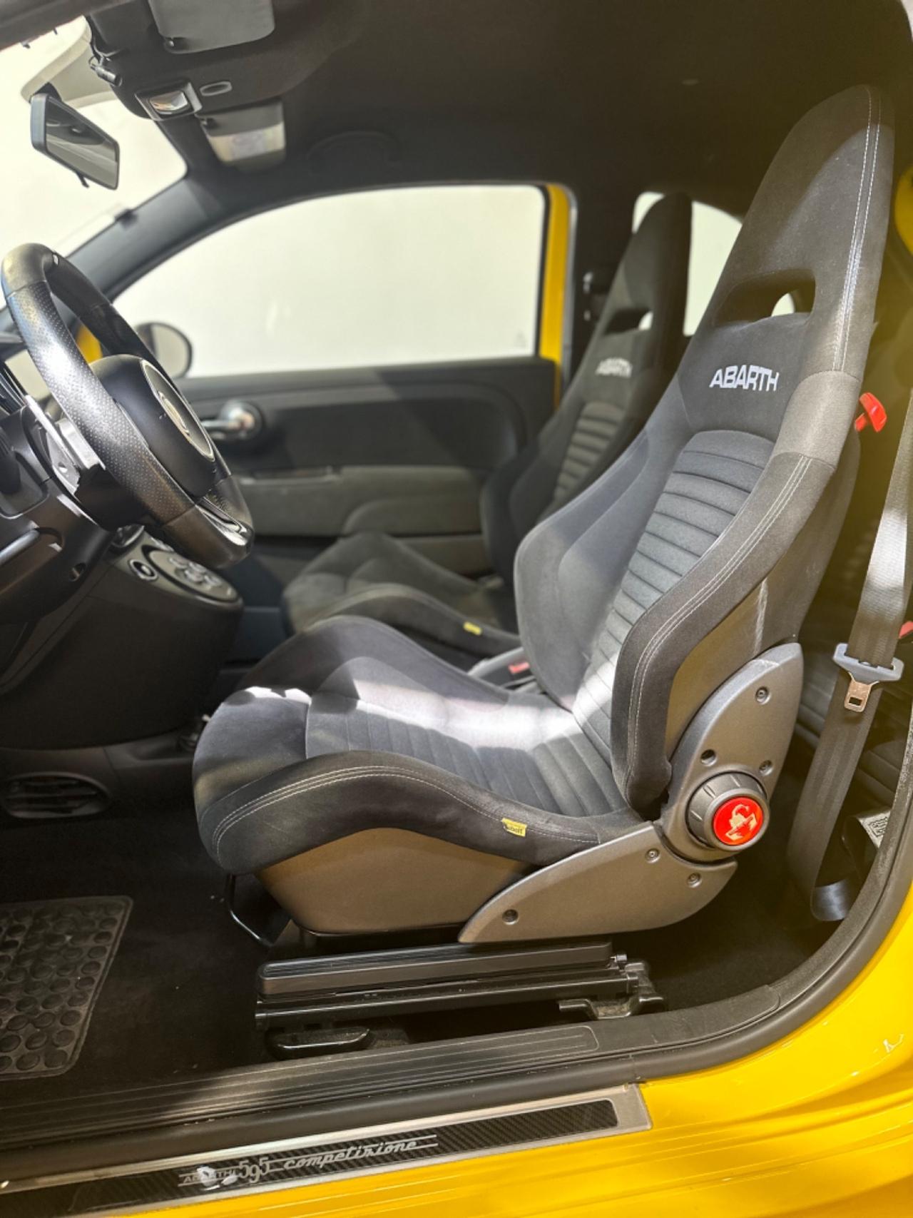Abarth 595 1.4 Turbo T-Jet 180 CV Competizione