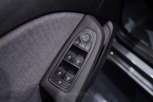 RENAULT Clio 1.0 TCe 90cv 5 porte Techno