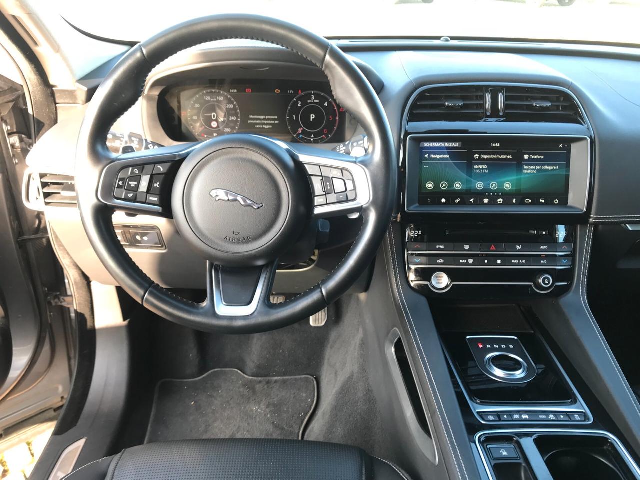 Jaguar F-Pace 2.0 D 240 CV AWD aut. Prestige