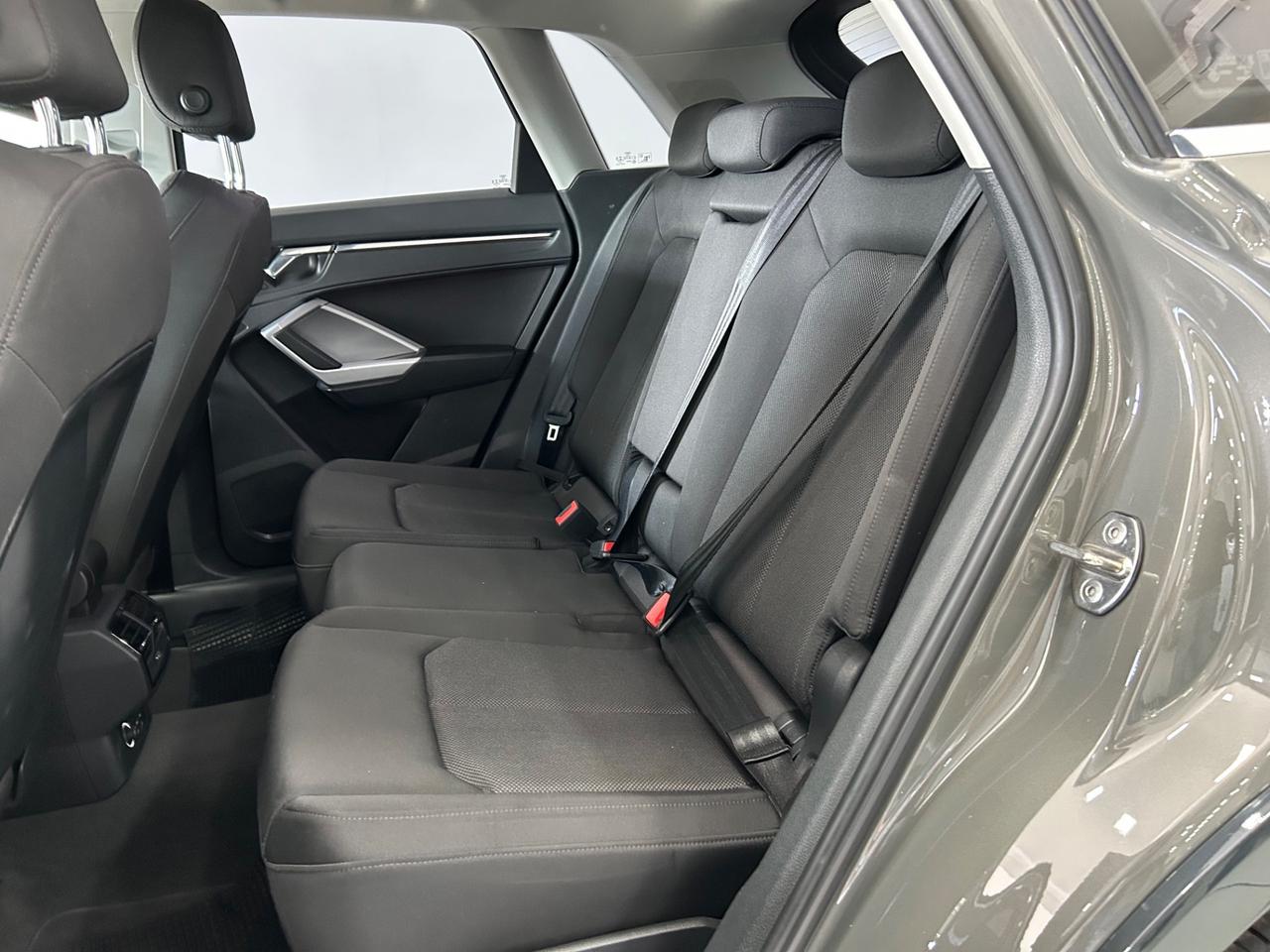 Audi Q3 35 TDI S tronic line edition