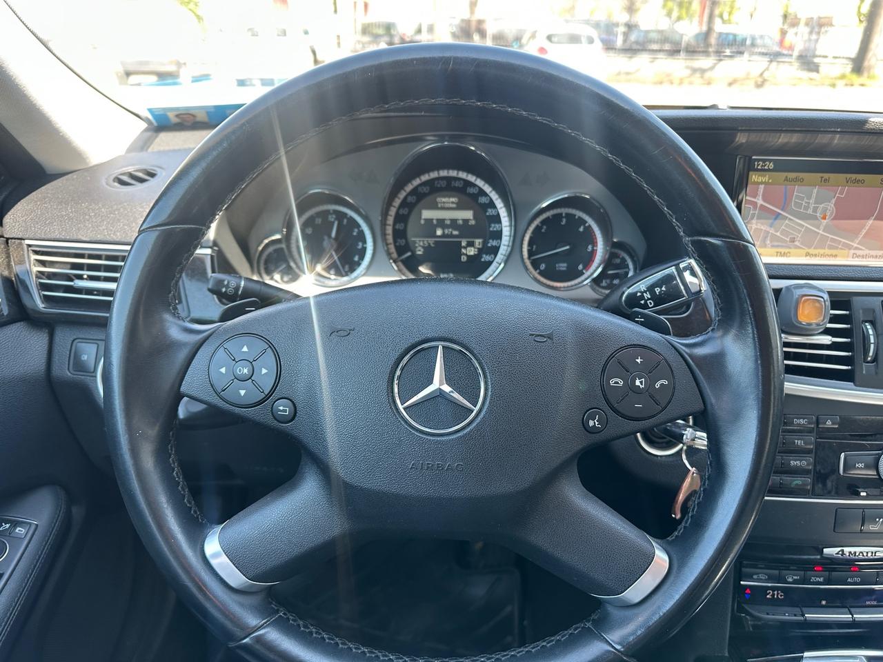 Mercedes-benz E 350 CDI BlueEFFICIENCY 4Matic Elegance